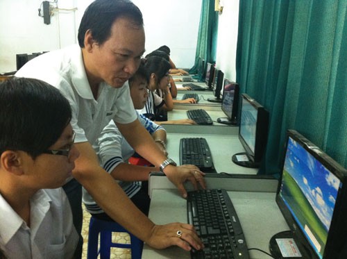 Verbesserung der Bildung in Vietnam durch Informationstechnologie - ảnh 1
